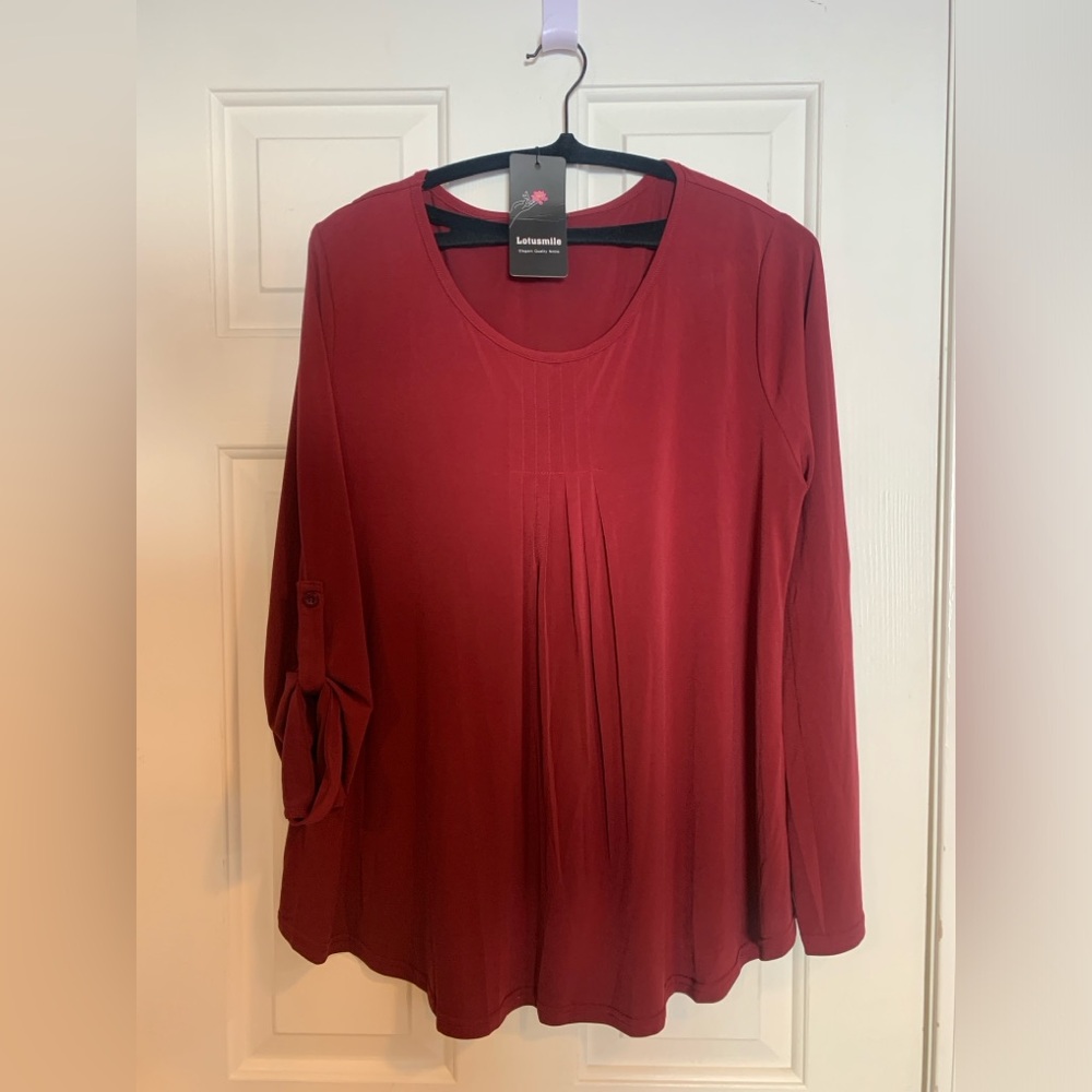 NWT Lotusmile long sleeve/roll tab top XXL/XL